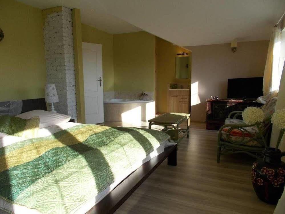 Bolimowianka Bed and Breakfast Exteriör bild